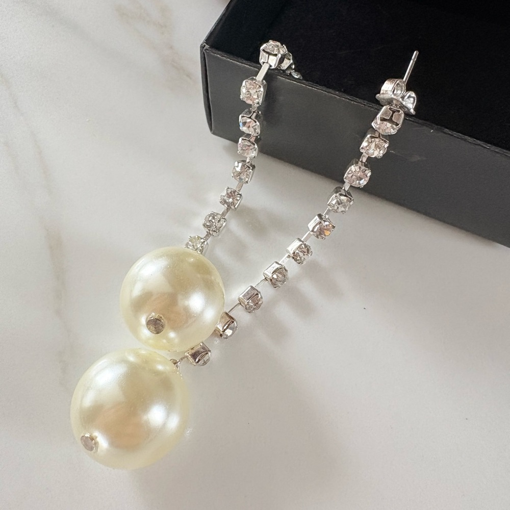 2011 Avon Rhinestone & Pearl Shoulder Duster Earrings 3” | Bridal Old Hollywood